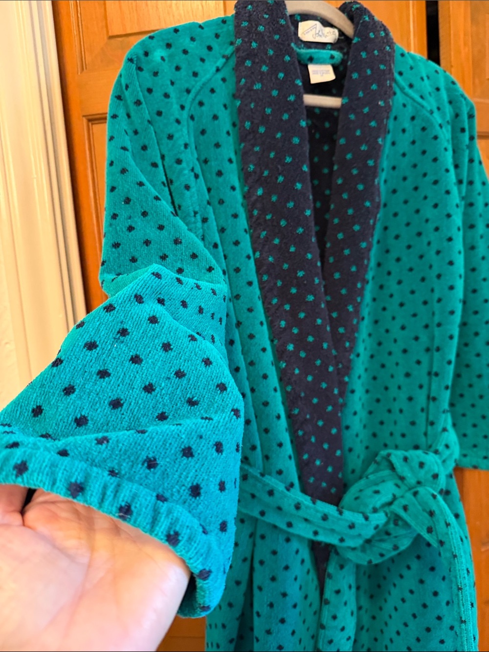🔵🔵🔵BOGOHO🔵🔵🔵VTG John Weitz Polka-Dot Robe-Medium - Picture 7 of 13
